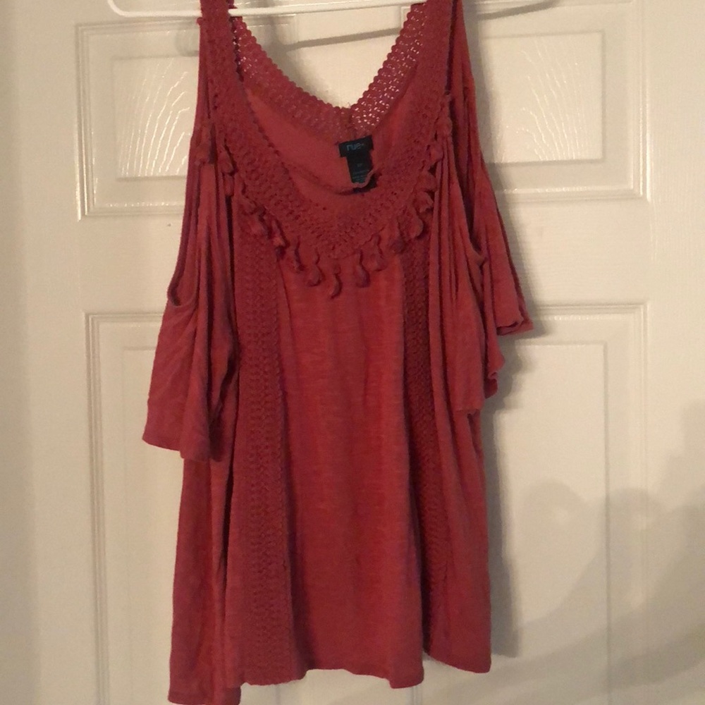 Cut out shoulder top